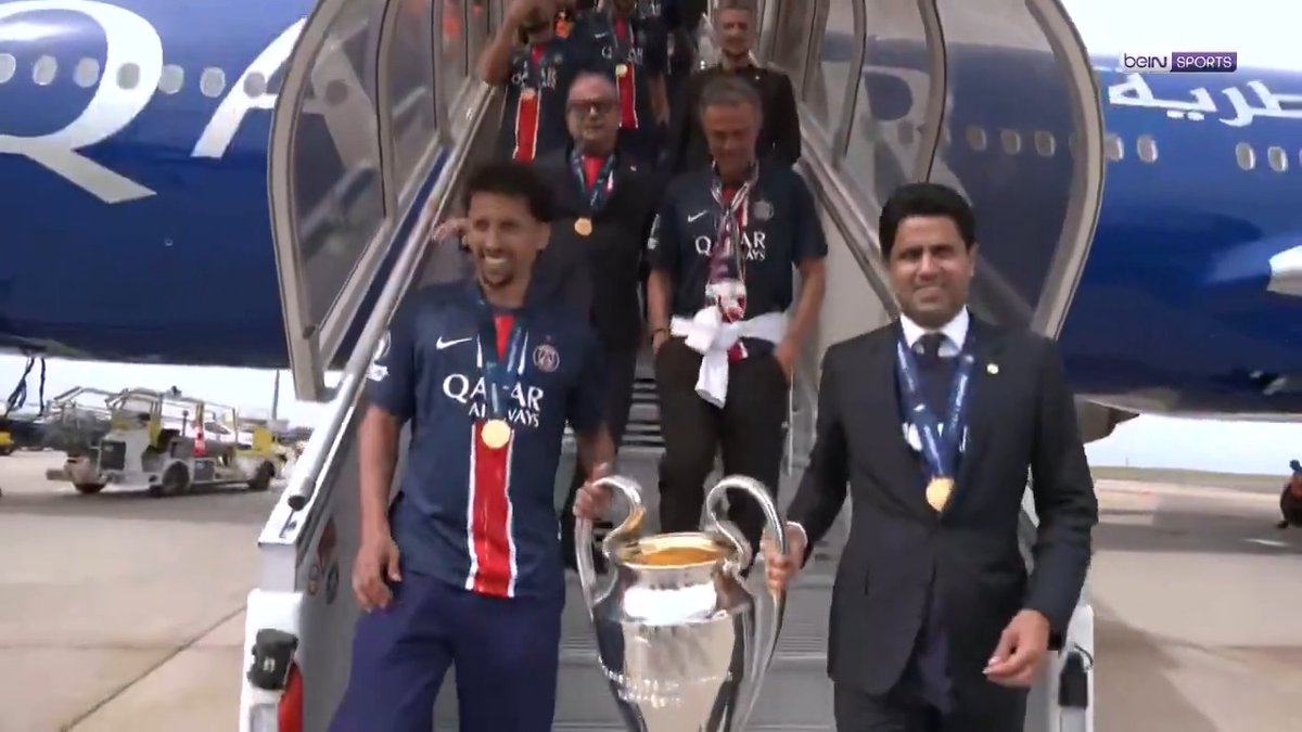 🏆 Paris Saint-Germain, UEFA Şampiyonlar Ligi şampiyonu ✈️ Paris Saint-Germain kafilesinin havaalanı görüntüleri! #beINSPORTS