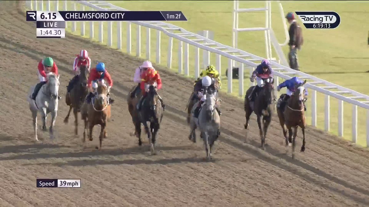 From the clouds ... JaneChappleHyam's Bowerchalke (9-1) and Hollie Doyle fly home when it matters in the Sky Bet / RoR Handicap Chelmsford City Racecourse 🚀