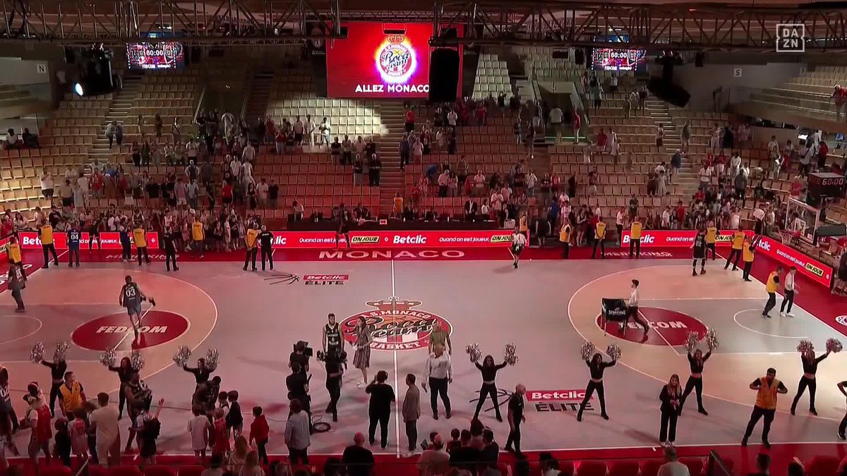 🎙️ | « Je les déteste ! » 🗣️ Derrière la formule, Elie Okobo rend hommage au MSB_Officiel 🦁 après la qualif’ de l’AS Monaco Basket 🇲🇨 en demi-finales des #PlayoffsBetclicELITE. 🔗 Reviviez la rencontre sur DAZN 👉