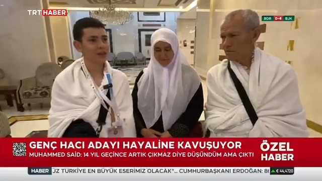 Muhammed Said, Mekke’deki Türk hacı kafilesinin en genç üyelerinden biri. Hacı olma şansını 16 yaşında elde eden Muhammed Said, kutsal topraklara gitmenin sevincini yaşıyor: 📌"Genç yaşta gelebilmek benim için çok güzel oldu. Allah isteyen herkese nasip etsin."