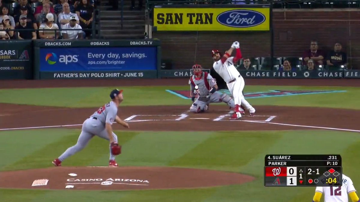 Eugenio Suárez with a 466-foot BOMB to center 🤯