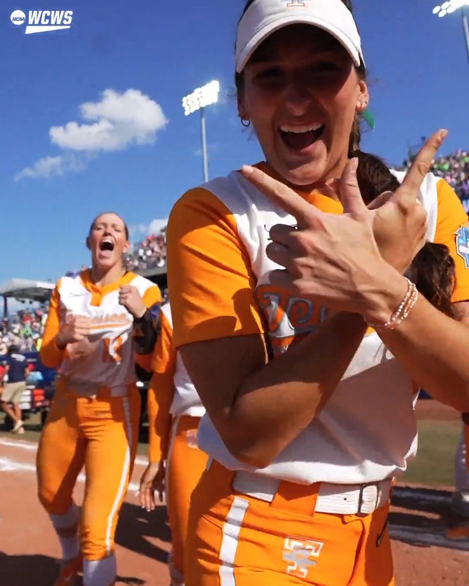Got the W 🔥 #WCWS x Tennessee Softball