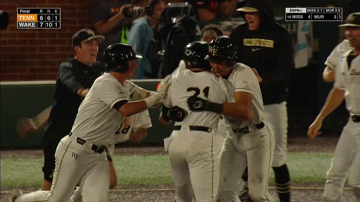 A SHRIMP TO FORCE AN ELIMINATION GAME 🦐 Wake Forest wins on the walk-off walk😮