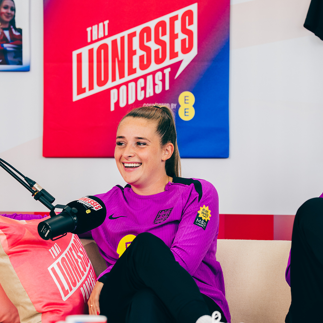 Episode 1️⃣ with Ella Toone and Keira Walsh is now officially LIVE! 😁😁 Enjoy #ThatLionessesPodcast connected by EE across all major podcast platforms...