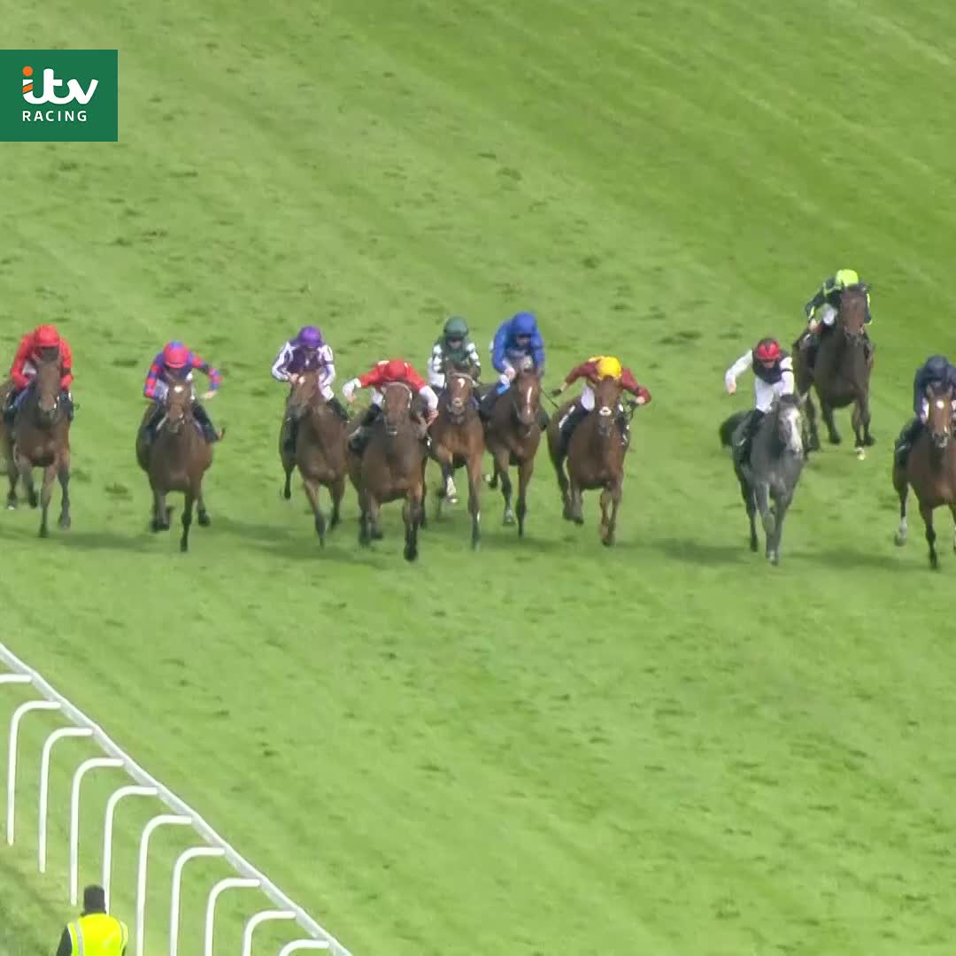 Tuesday 🆚 Emily Upjohn This was some finish... #ITVRacing