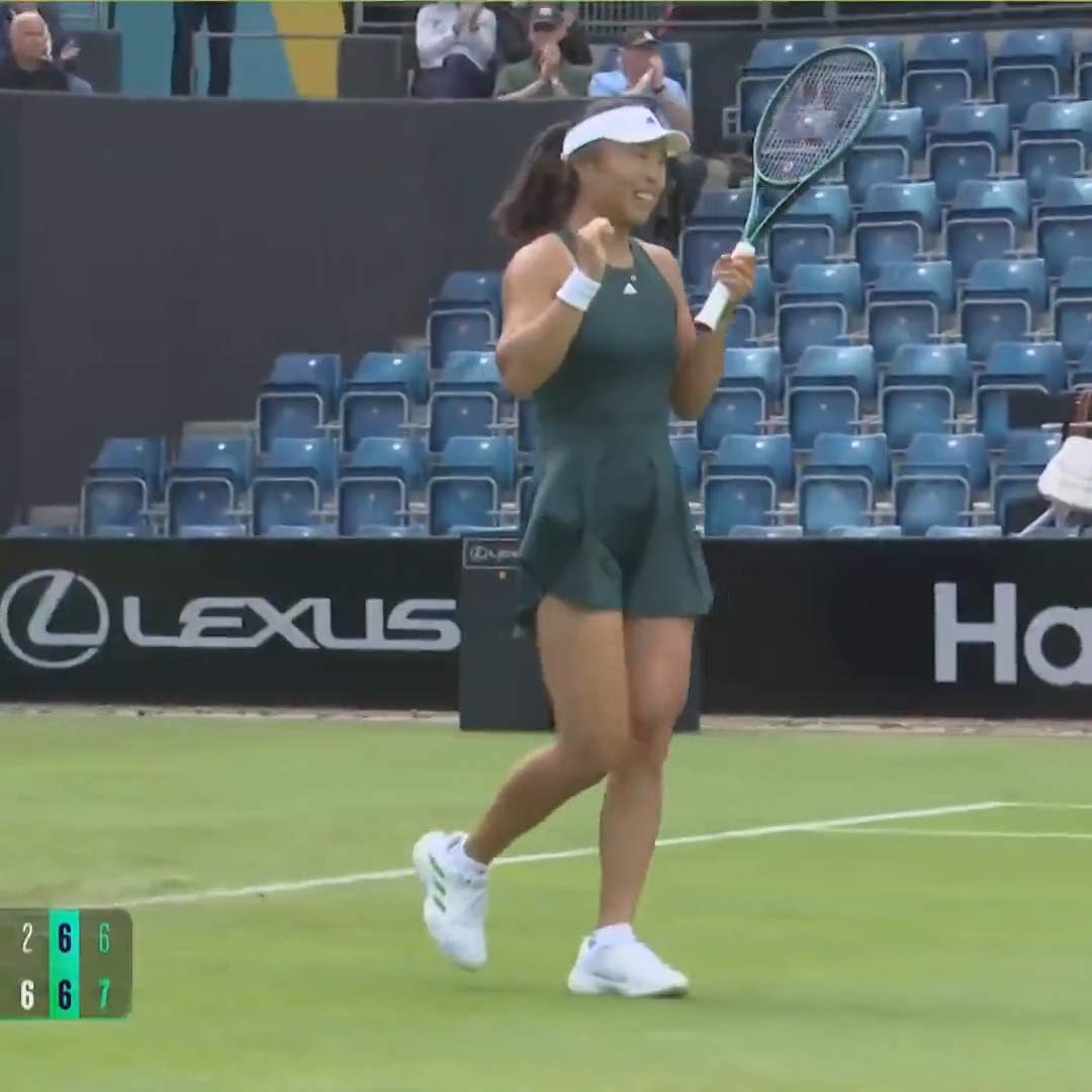 She's done it!!!!!! What a start to the grass season 💚 In her first ever match against a top 100 player, Mimi Xu has beaten top seed &amp; world No.52 Alycia Parks in Birmingham 🤯