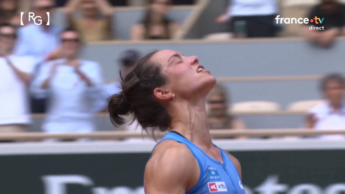 🇫🇷🎾 ALERTE INFO - LOÏS BOISSON, 361E MONDIALE, S'OFFRE LA 3E MONDIALE ET SE QUALIFIE EN QUART DE FINALE DE ROLAND-GARROS 2025 !! 👉 C'est la première française à atteindre ce stade de la compétition depuis 2017.