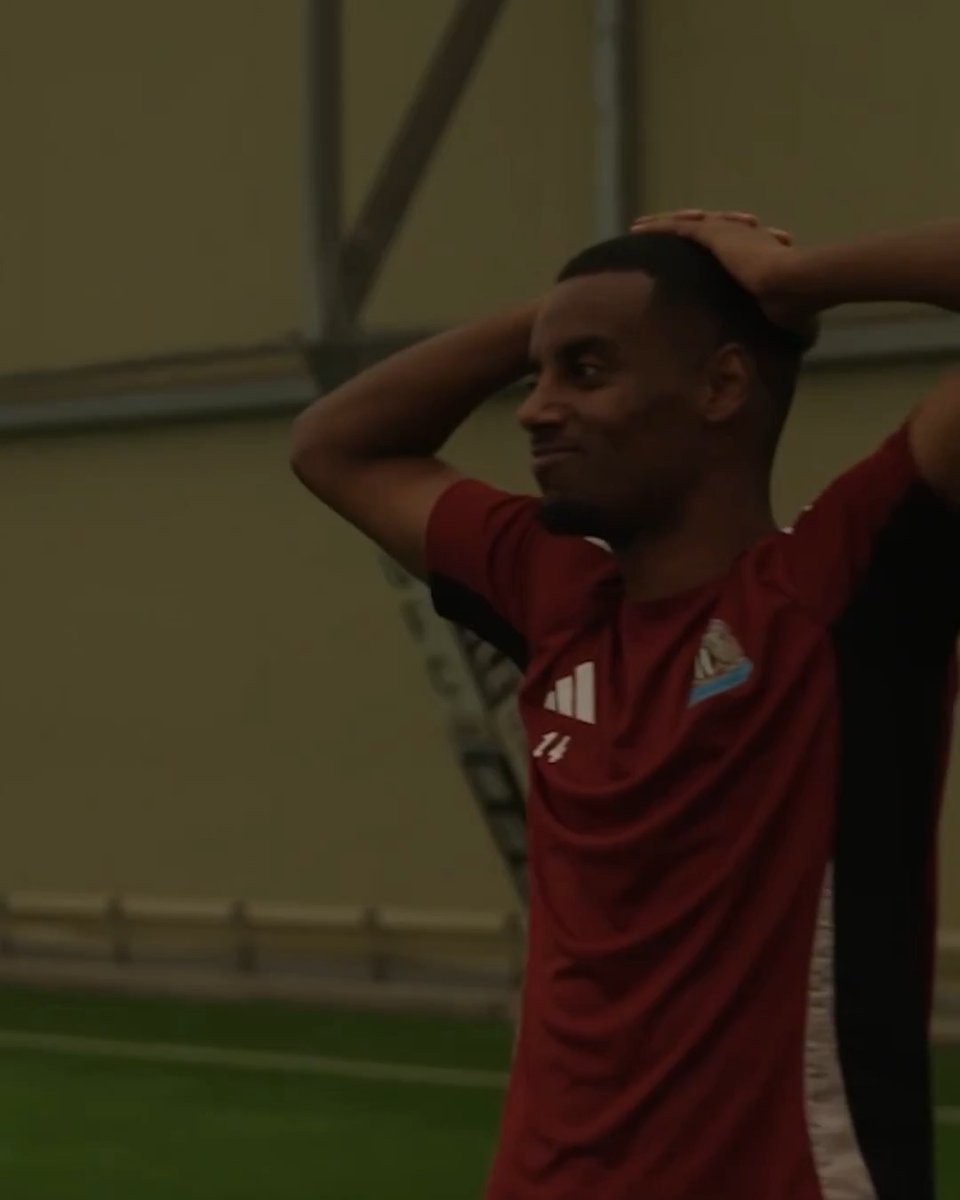 Wait for the Alexander Isak cameo 😂 Vote for your Celebration of the Season online or on the Official Newcastle United App now! ➡️