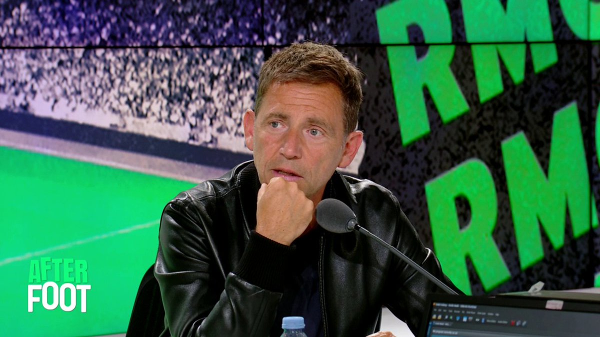 ⭐️🔴🔵 Le PSG ne mettra pas d'étoile sur son maillot 25/26 : les explications de Daniel Riolo.
