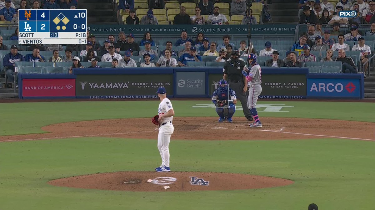 Mark Vientos fell after running out of the batter's box in the 10th and appeared to grab at his hamstring