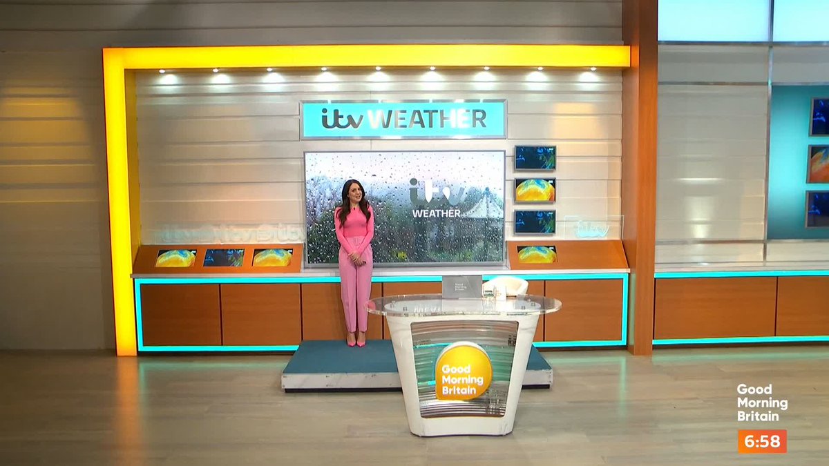 It's set to be a wet and windy day today. ☔️ @LauraTobin1 has the forecast and the outlook for the week ahead.