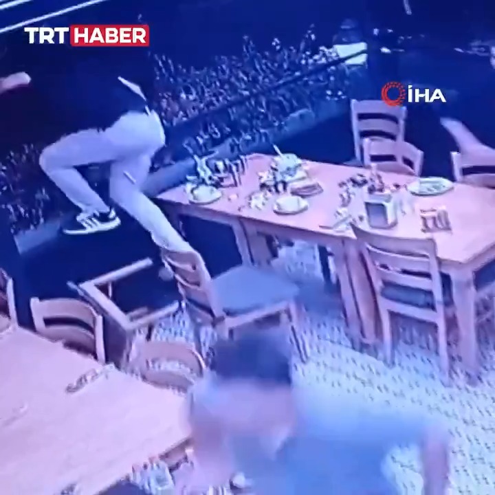 Marmaris’te meydana gelen 5.8’lik depremin görüntüleri.