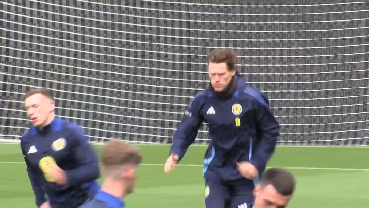 🏴 Scotland are training ahead of Friday's friendly against Iceland. Scott McTominay and Billy Gilmour are with their national team-mates after winning Serie A with Napoli 🔽