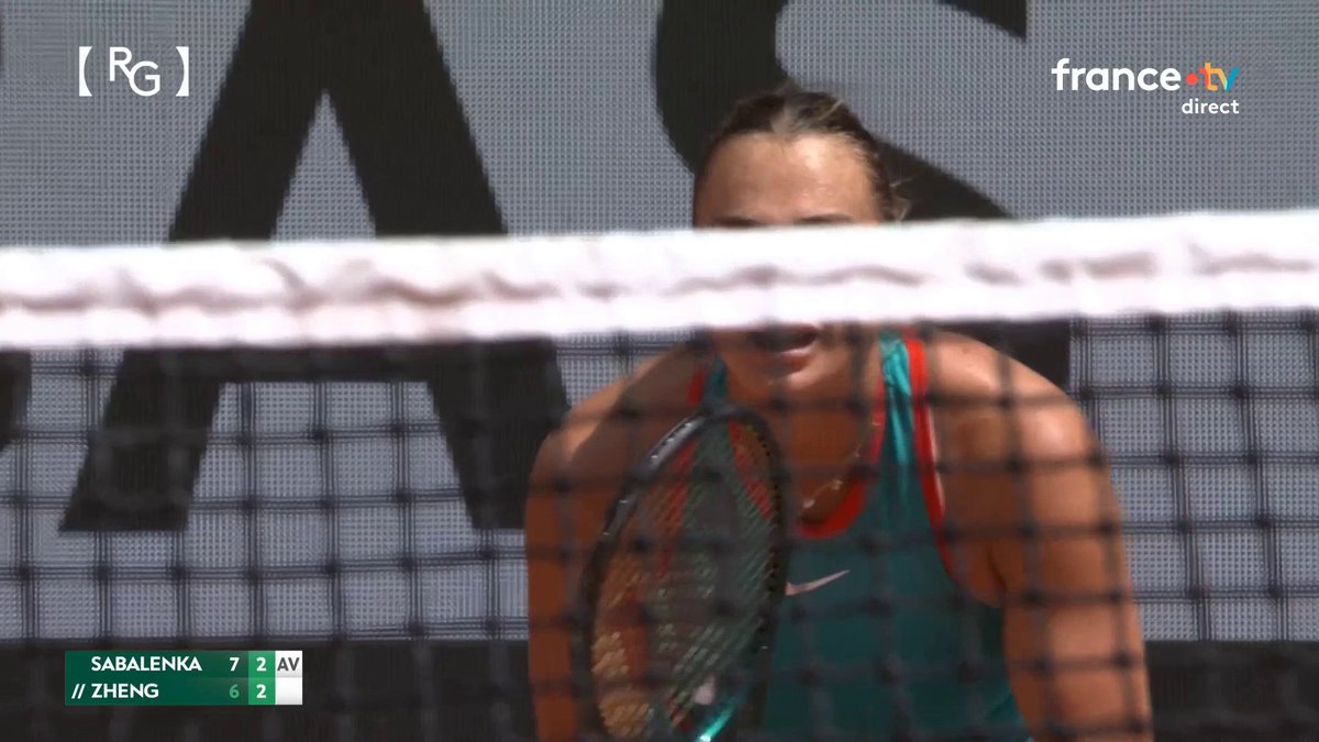 Horraire immonde qui fait que beaucoup ont loupés un match très solide pour Aryna Sabalenka 🇧🇾. Elle joue bien, elle est en confiance, elle est 1/2. Et si c'était SON année.