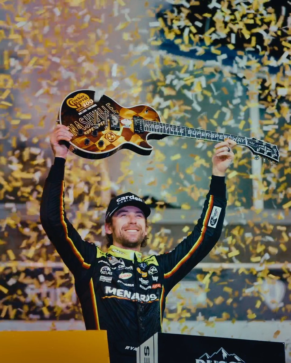 Nashville neon and night racing. 🤩