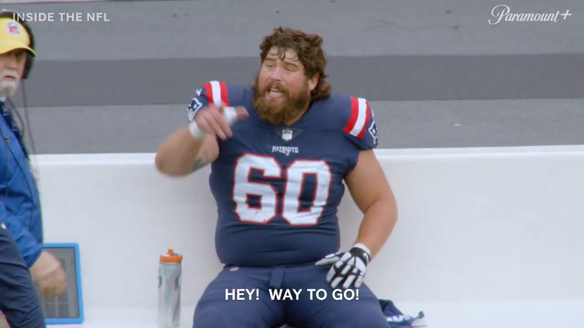 One mean blocking machine. For a decade, David Andrews defined what it meant to be a Patriot 👏