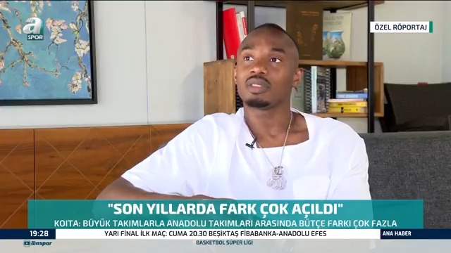 🎙️ Fode Koita: "Galatasaray’ın kadrosu İngiltere’de iş yapar. Okan Hoca çok iyi bir çalıştırıcı, bu isimleri idare etmek kolay değil."