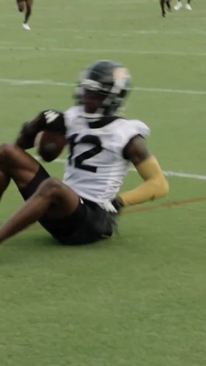 Travis Hunter making a crazy play at DB 🤯🔥 (via Jacksonville Jaguars)