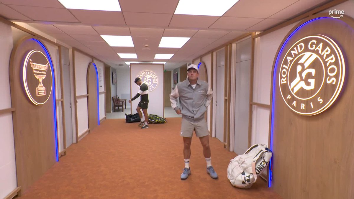🇪🇸 ALCARAZ ⚡️ PAUL 🇺🇸 C’est parti pour la night session à #RolandGarros Vos pronostics pour le score ? ✍️
