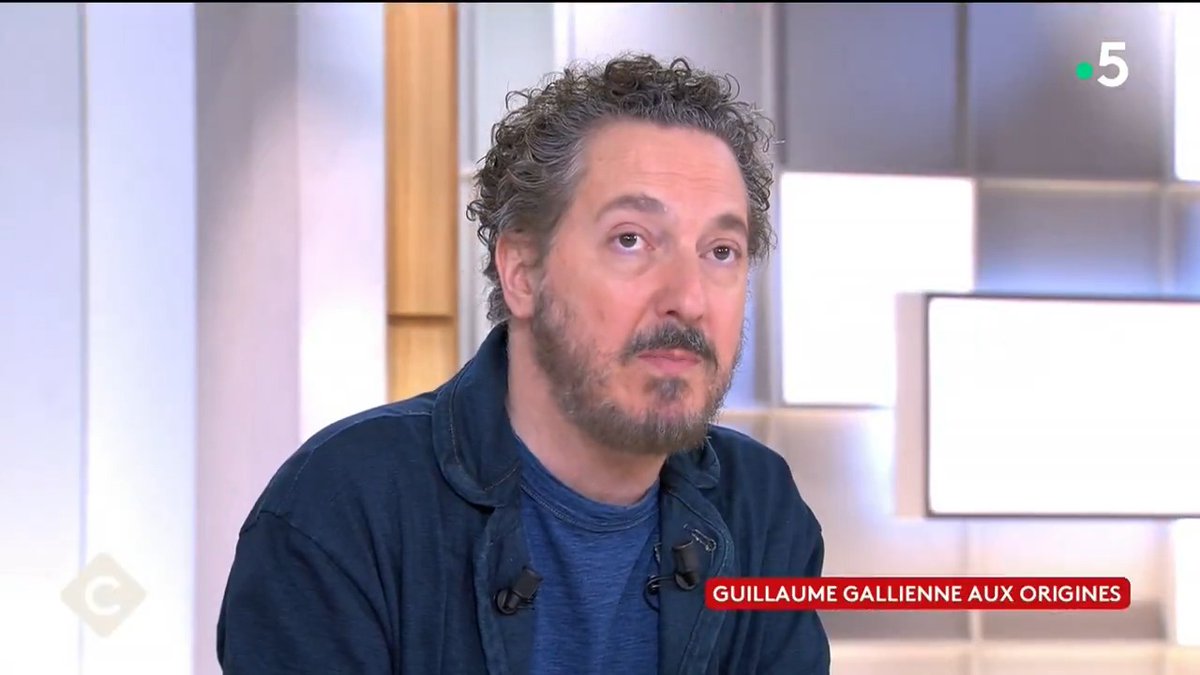 Situation en Géorgie : “Le nouveau président de Géorgie est un pantin. Celui qui tient le pays est Ivanichvili, un milliardaire qui a vendu son pays. Heureusement, Salomé Zourabichvili est un espoir pour fédérer l’opposition contre l’impérialisme russe.” Guillaume Gallienne #CàVous