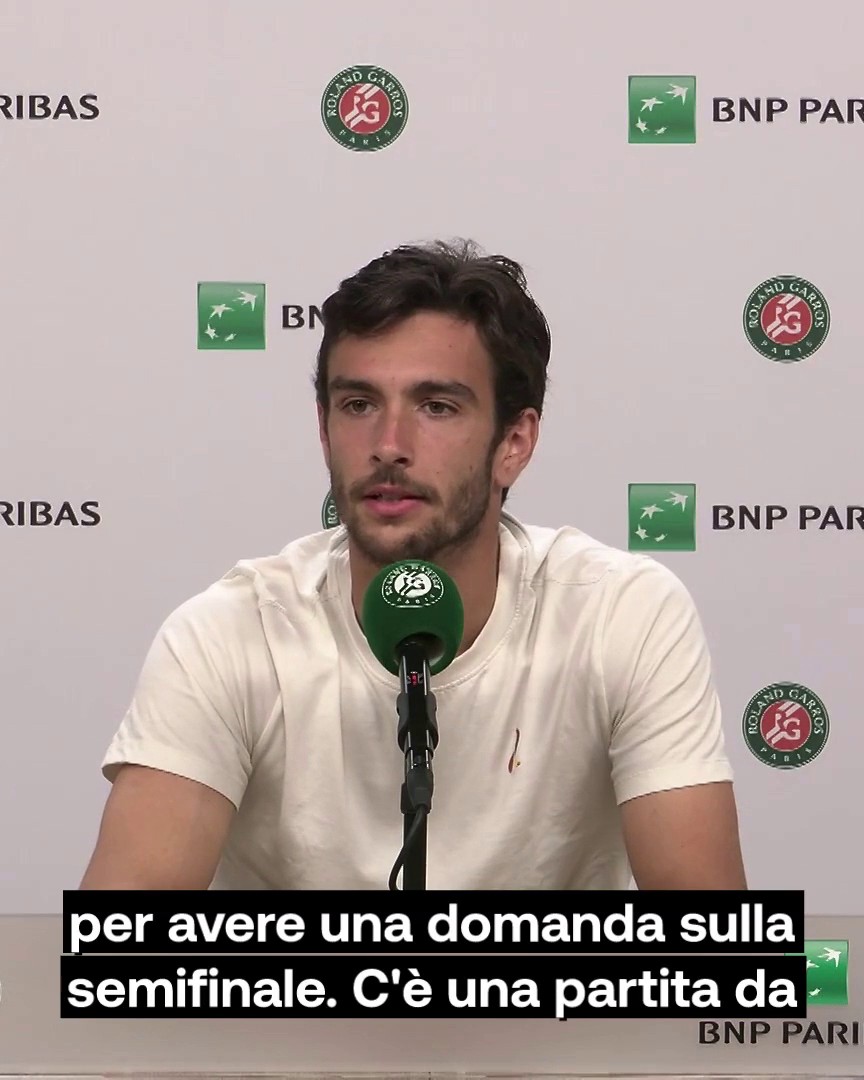 Che dire ๐๐ป๐๐ป๐๐ป Mentre Alcaraz e Paul stanno giocando il loro match di quarti di finale, un giornalista ha chiesto a Musetti come avrebbe preparato la semifinale contro il tennista spagnolo. Questa la risposta dell'azzurro ๐