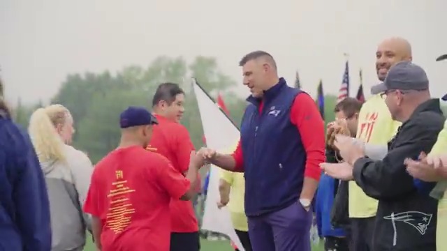 "We're blessed, we're in a good position to be able to give back and try to put smiles on kids faces." Coach Vrabel & the Patriots Foundation teamed up with Special Olympics MA athletes on Saturday: