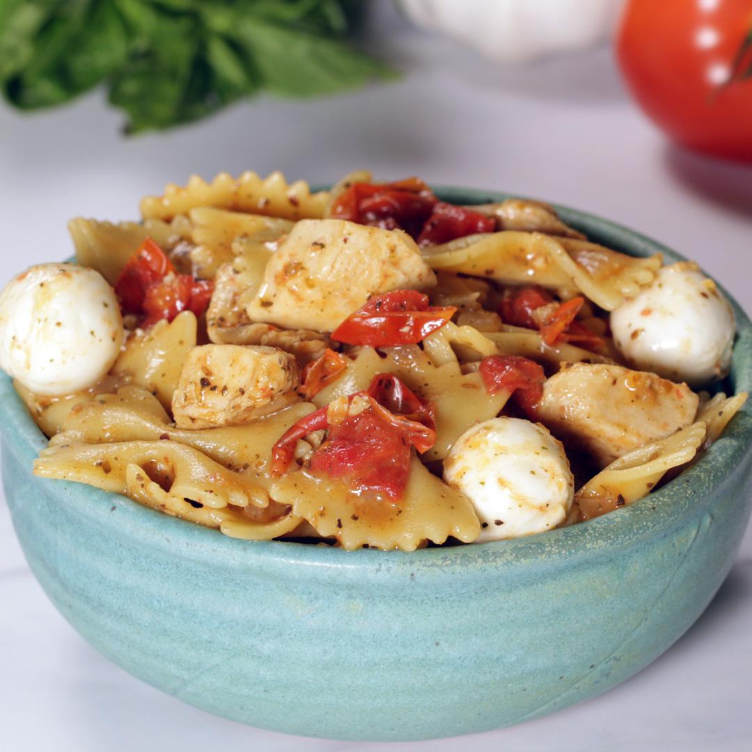 Chicken Bruschetta Pasta