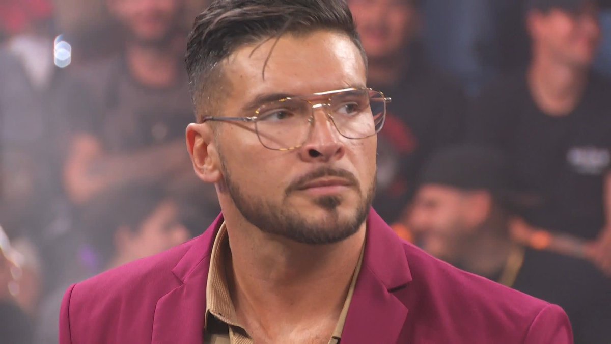 The new North American Champion is already letting the complaints fly... Speak up a little louder, “All Ego” Ethan Page, we can't hear ya! 😂 #WWENXT