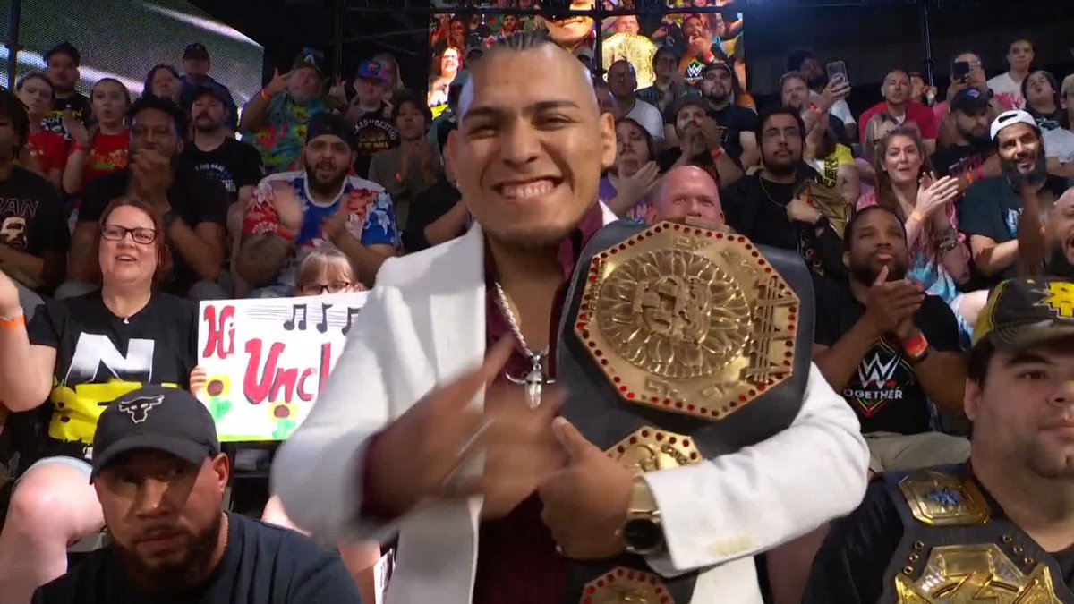The champ is here! 🙌 Lucha Libre AAA Worldwide Mega Champion Hijo del Vikingo is in the house ahead of #WorldsCollide THIS SATURDAY in Los Angeles! #WWENXT