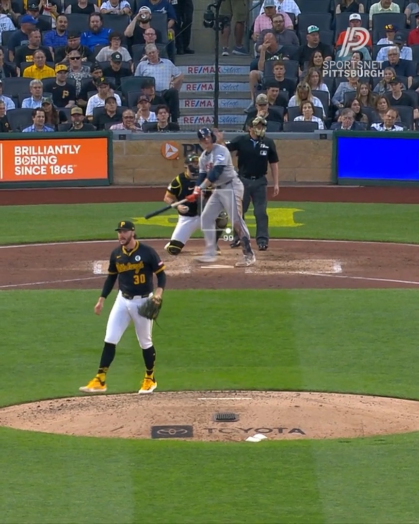 SKENES BRINGS PNC PARK TO ITS FEET! A dominant 8th inning 🔥 ⬇️