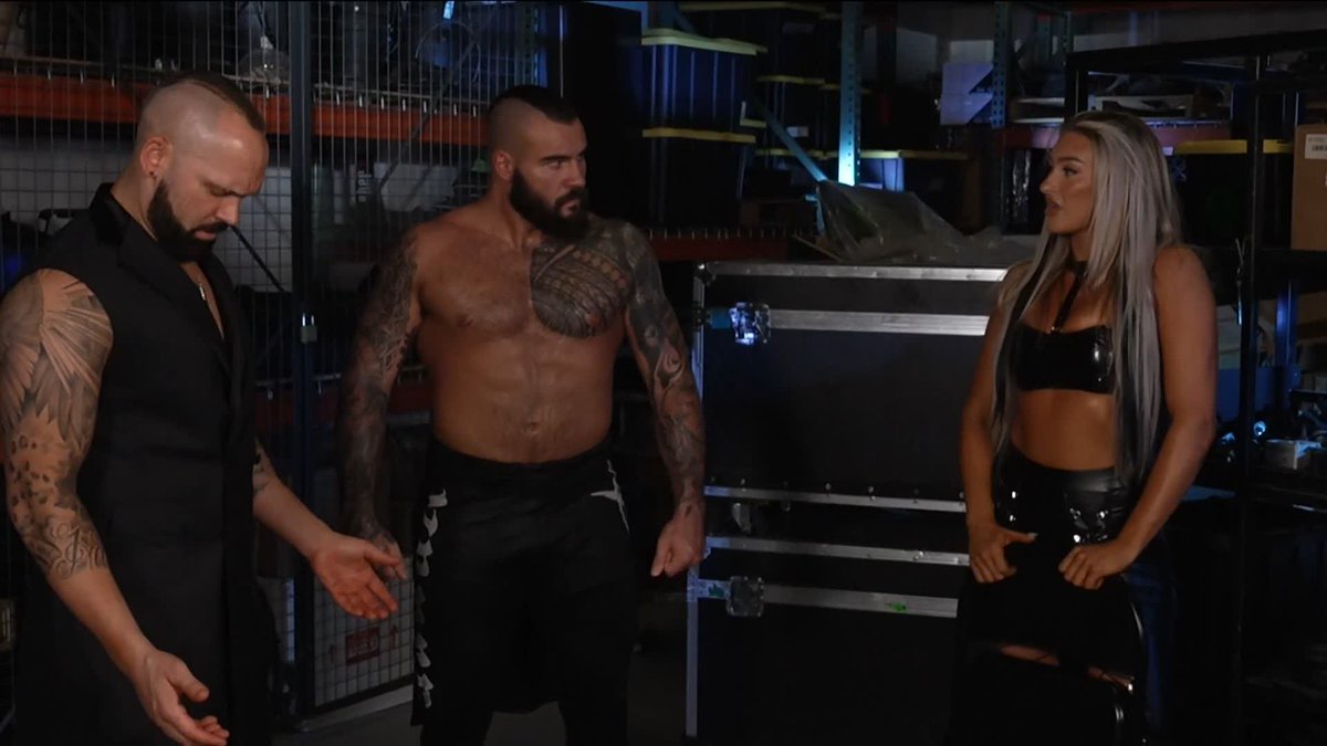 What just happened?!? IZZI DAME just hit Brooks Jensen with a chair! 😱 #WWENXT