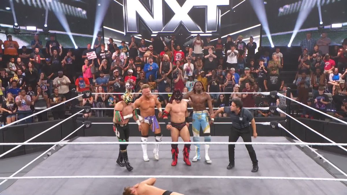 WHAT. A. MATCH. #WWENXT