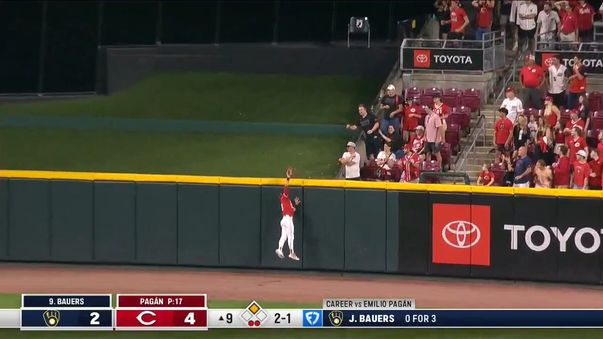 TJ FRIEDL ROBS A GAME-TYING HOMER TO END THE GAME 🤯