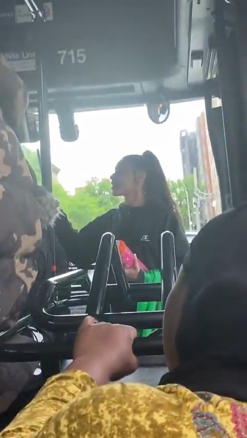 Passenger vs Bus driver!! Her lil ass got tossed 🤣🤣🤣