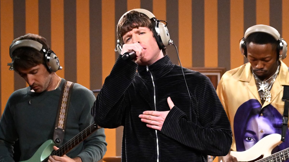 .TURNSTILE performs “I Care / Dull”! Watch the full performance ⬇️ #FallonTonight