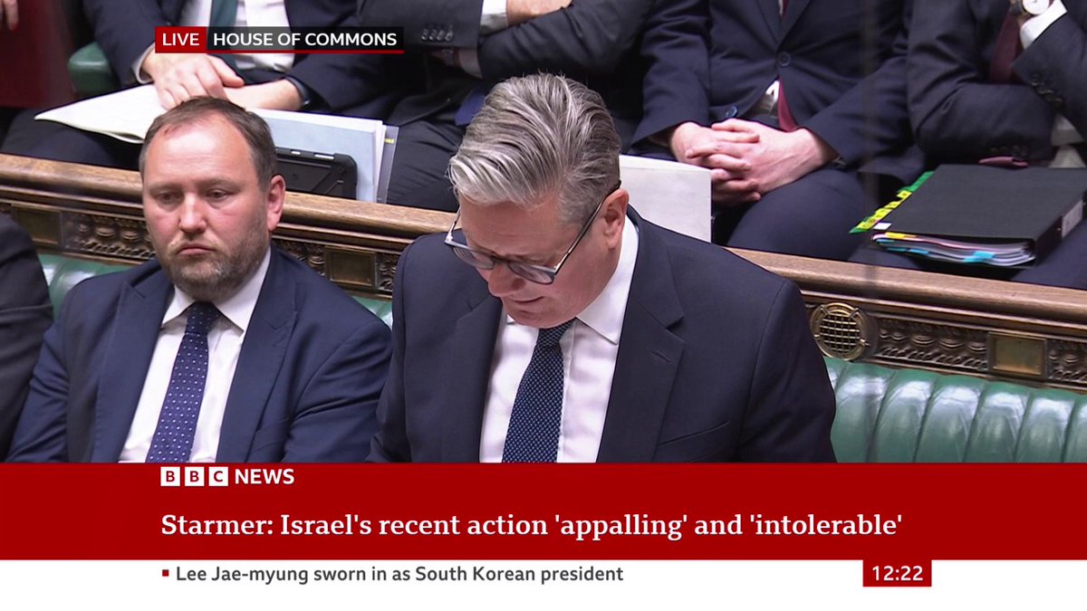 Reform UK MP Sarah Pochin asks will PM “in the interest of public safety follow the lead of France, Denmark, Belgium and others and ban the burka?” “I am not going to follow her down that line,” Keir Starmer says #PMQs