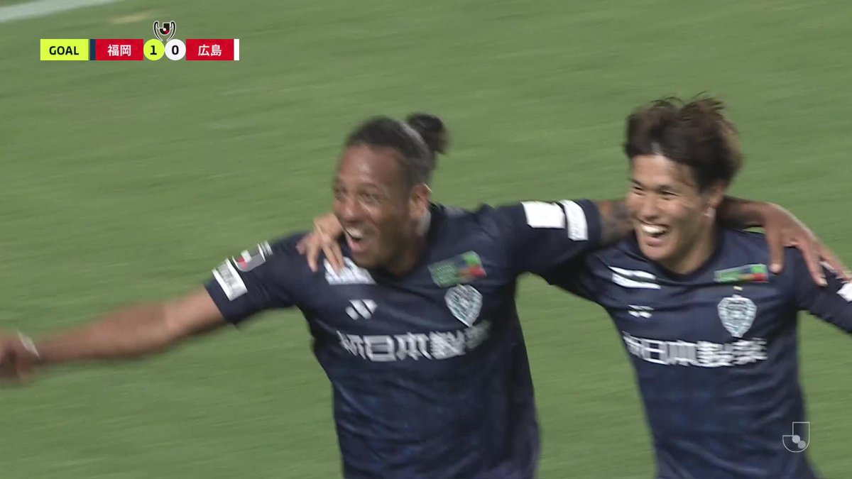 ポケットに侵入した #名古新太郎 の折り返しから #ウェリントン の先制ゴール！💪 🎦 ゴール動画 🏆 ＪリーグYBCルヴァンカップ プレーオフラウンド 第1戦 🆚 福岡vs広島 🔢 1-0 ⌚️ 55分 ⚽️ ウェリントン（福岡) #ルヴァンカップ