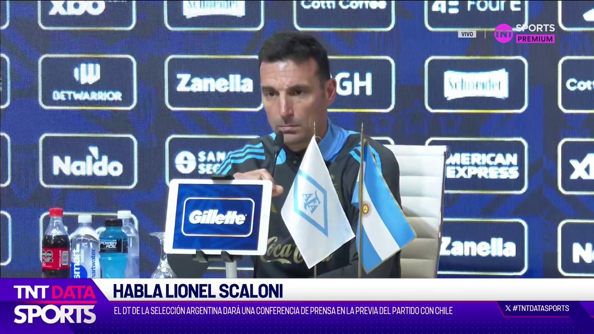 Lionel Scaloni sobre la foto de los jugadores de Newell's con Ignacio Malcorra. Brillante.