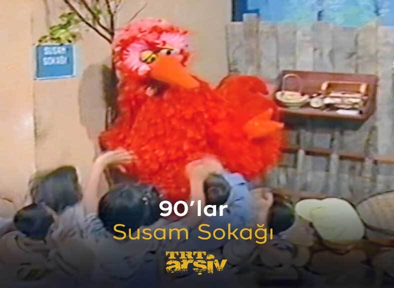 90’lı yılların efsane programlarından birine konuk olacağız. İstersen sen de gel, oyna #SusamSokağı’nda! 🍪