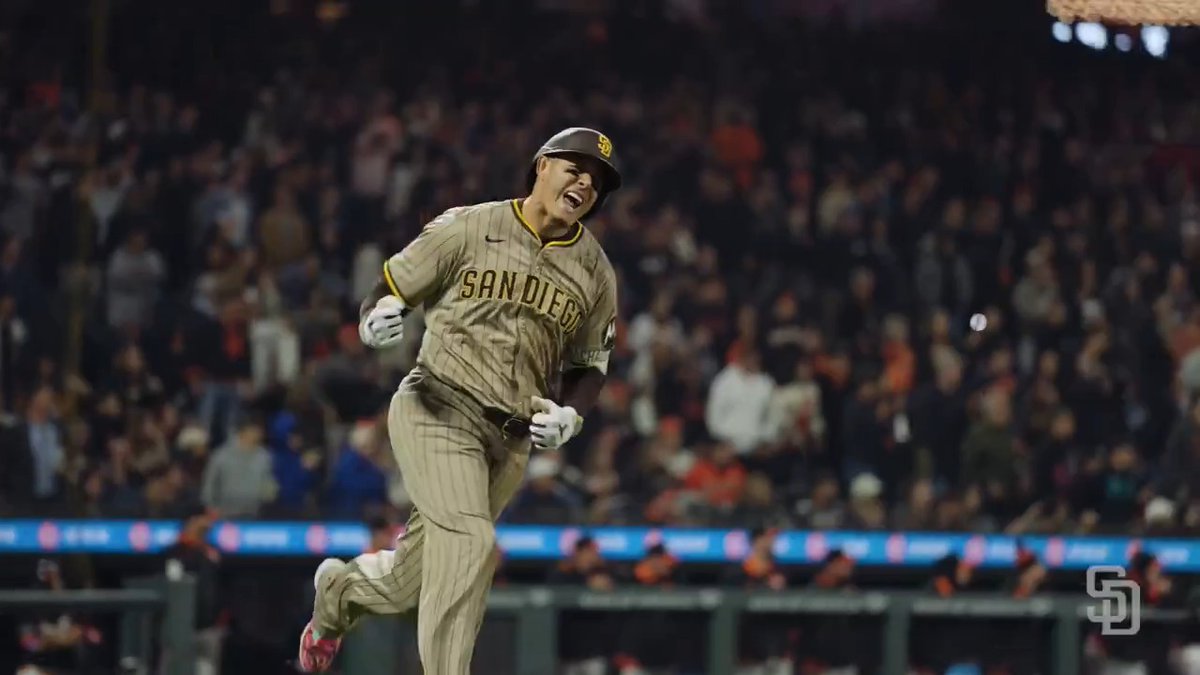 Good morning to everyone, especially Manny Machado 🫶