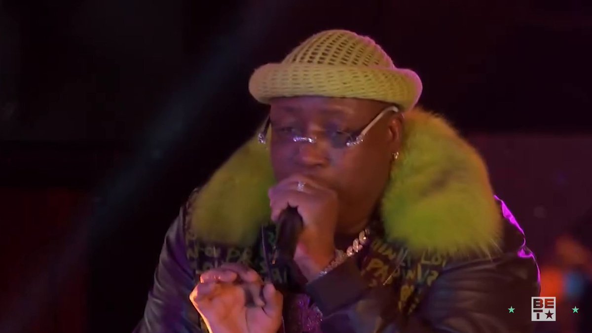 . E40 Mogul Entrepreneur been him. 🐐 The Ambassador of the Bay got the internet talkin’ again — and you know we’re TTG for the function. Catch him LIVE June 8 at the Hollywood Bowl. #BETX 🔥