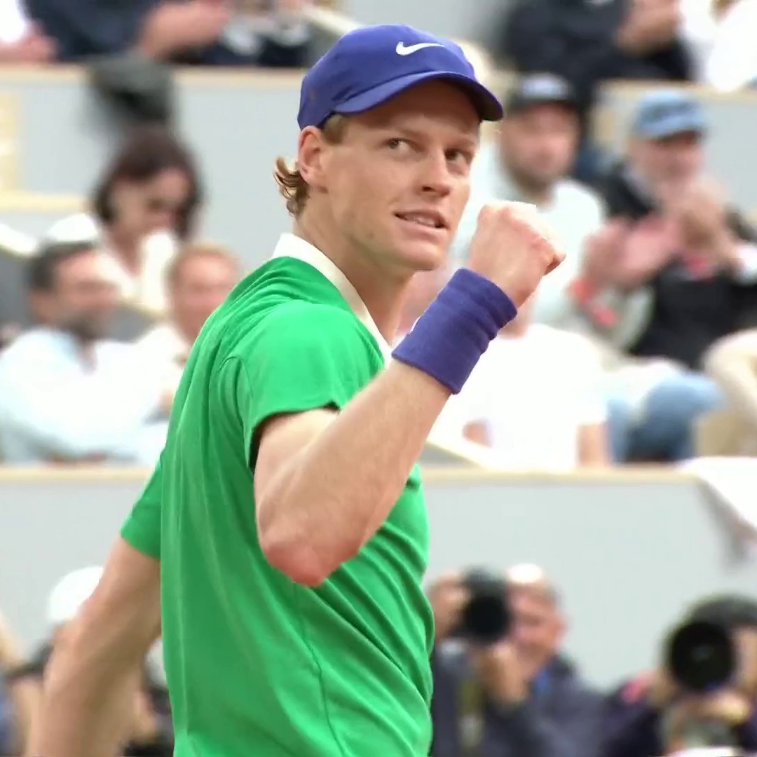 An all-Italian clash for a shot at the Roland-Garros final ๐ฎ๐น Jannik Sinner will take on Lorenzo Musetti in the semi-finals! #RolandGarros