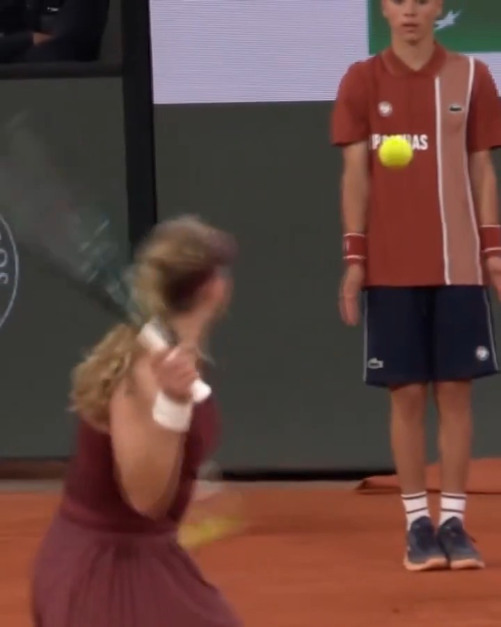 Mirra Andreeva was HEATED after this error 😳👀 Even the ball boy flinched 😅