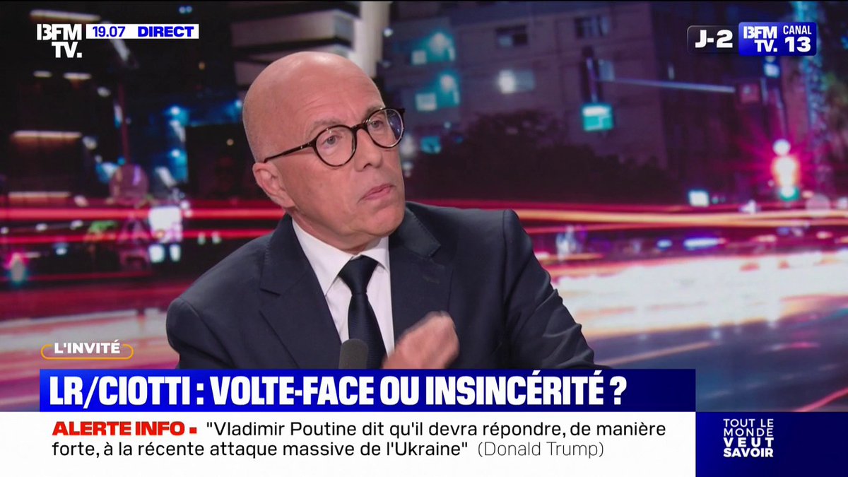 Ciotti qui a toujours le mot pour rire nous dit que le petit groupuscule d’extrême droite LR est un parti centriste. Il est vraiment désopilant.