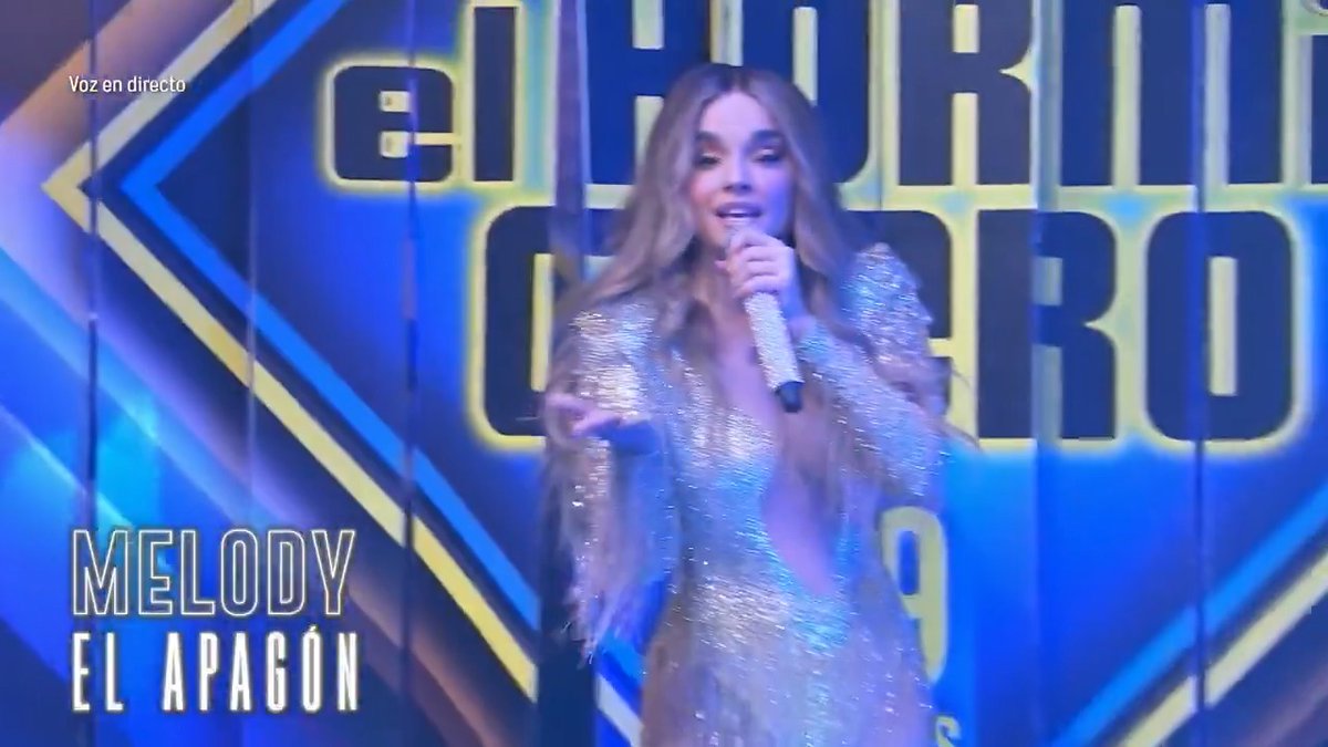 ¡Así entra una diva como Melody Oficial a un plató! #MelodyEH