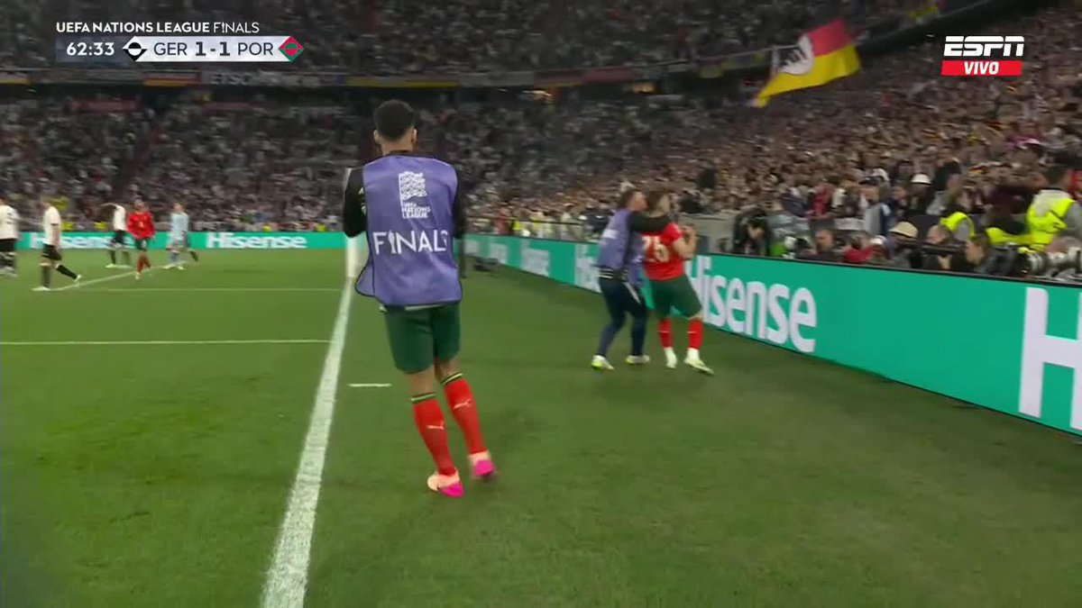 🤯🇵🇹 GOLAZO DE FRANCISCO CONCEIÇÃO PARA EL EMPATE DE PORTUGAL VS ALEMANIA.