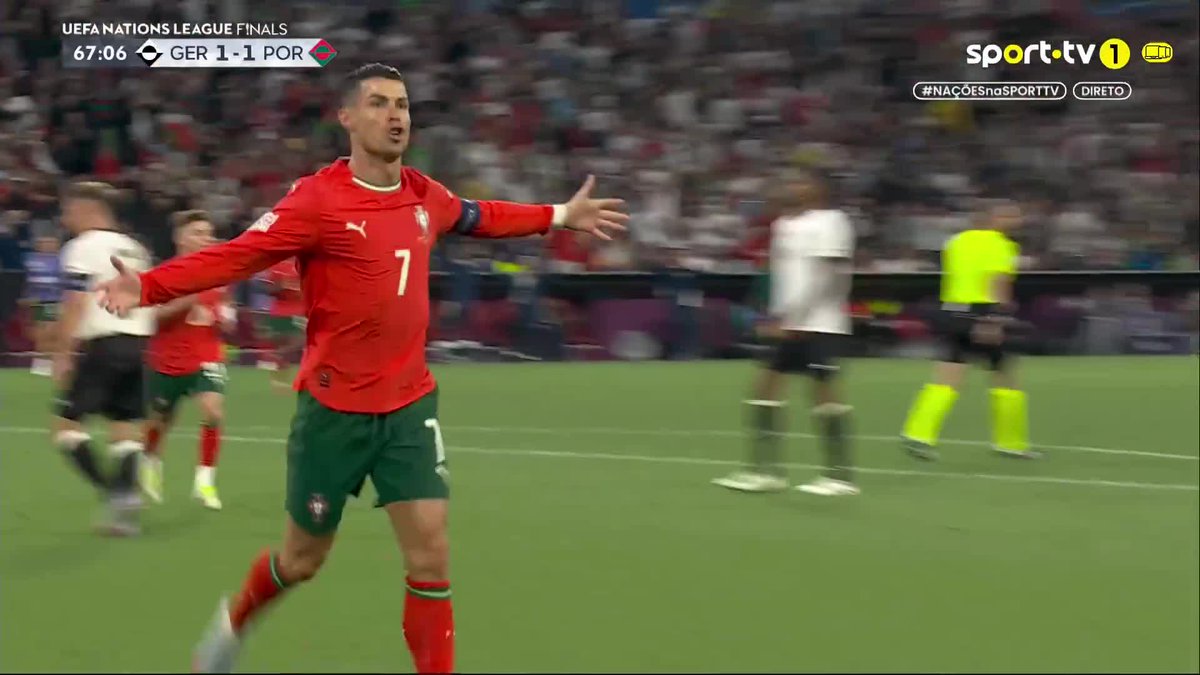 Grande jogada de Nuno Mendes que assiste Cristiano Ronaldo para o segundo de Portugal 🔥 #sporttvportugal #NATIONSnaSPORTTV #UEFANationsLeague #Alemanha #Portugal