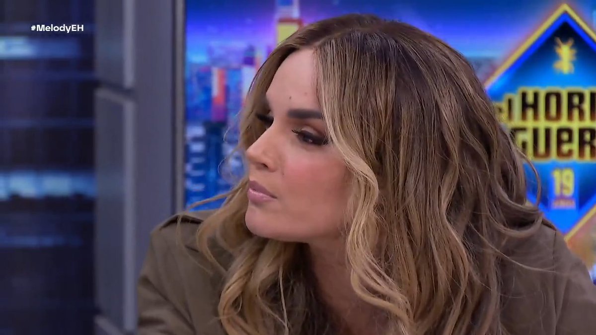 Melody condenando el GENOCIDIO en Gaza es igual que una miss universo pidiendo la paz en el mundo; mismas palabras huecas, mismo sentimiento e igual de tonta... #MelodyEH #LaRevuelta