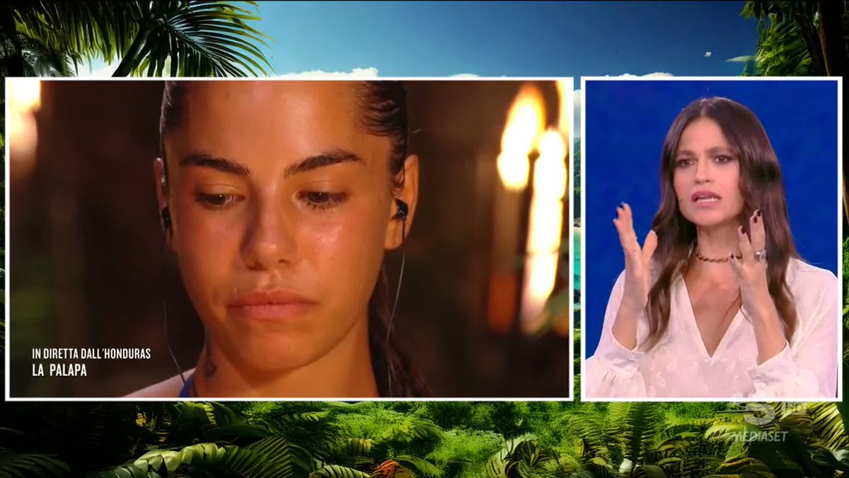 Veronica ha una comunicazione molto importante per Chiara: il processo si è concluso con una sentenza definitiva. #Isola