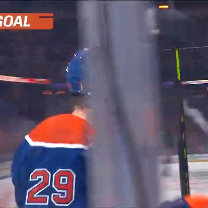 LEON DRAISAITL OPENS THE SCORING IN GAME 1 OF THE #STANLEYCUP FINAL 🚨 🇺🇸: NHLonTNT & Sports on Max ➡️ 🇨🇦: Sportsnet or stream on Sportsnet+ ➡️